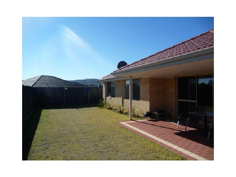 2 Carraway Avenue, Byford WA 6122