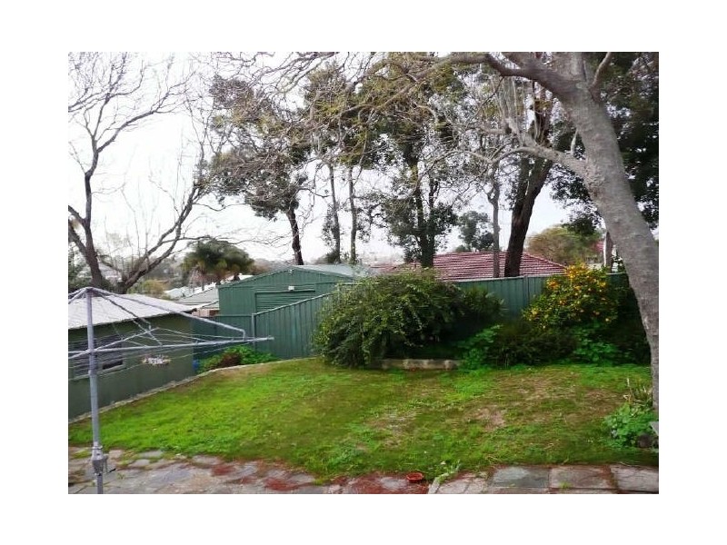 57 Cleopatra Street, Palmyra WA 6157