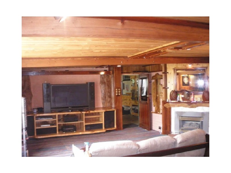 321 Eleventh Road, Brookdale WA 6112