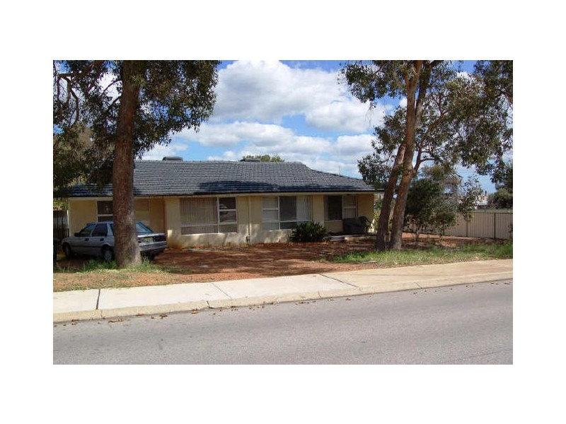 2/13A Park Road, Byford WA 6122