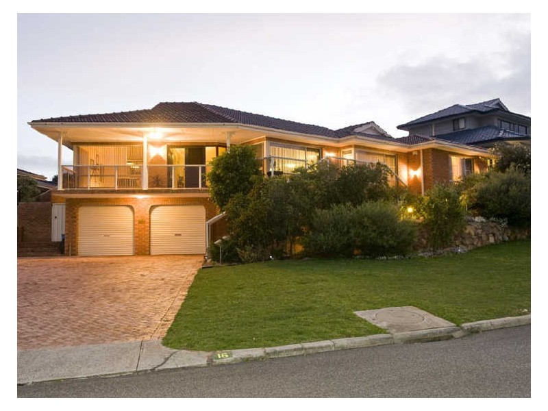 16 Whelan Road, Kardinya WA 6163