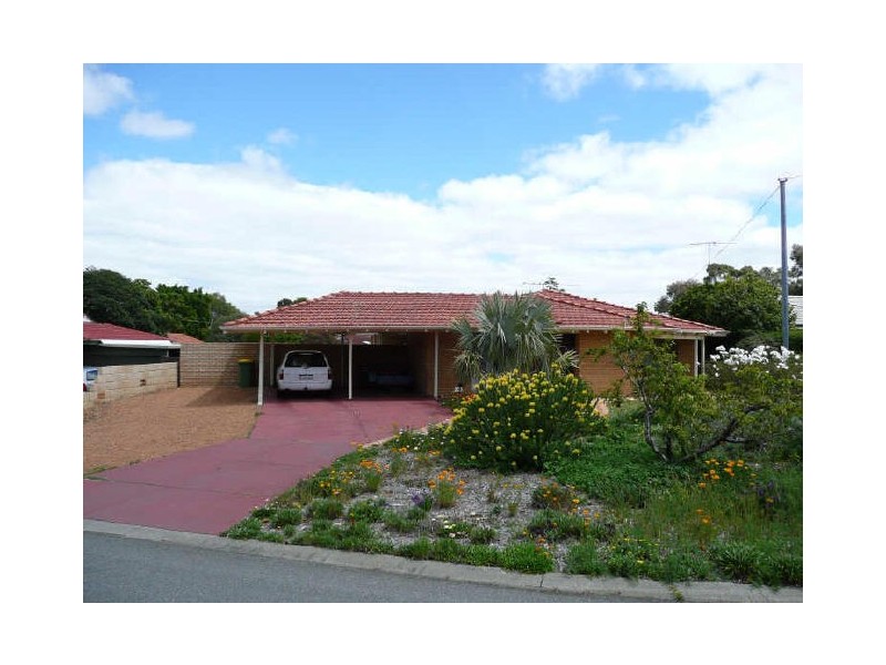4 Blythe Place, Armadale WA 6112