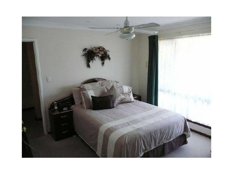 3 Mandarin Way, Seville Grove WA 6112