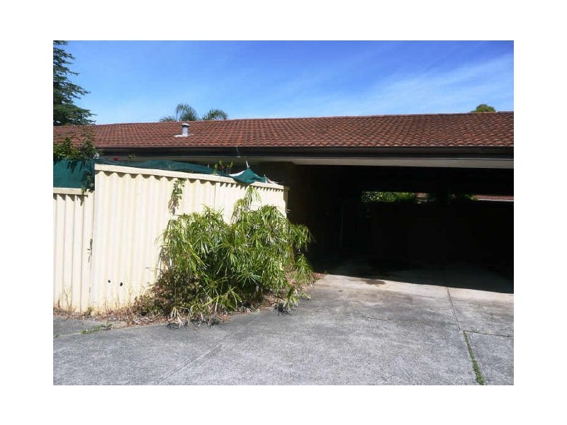Unit 2/6-8 Toorak Road, Armadale WA 6112