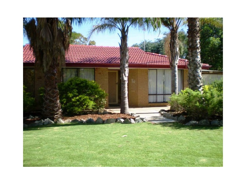 4 Mill Place, Armadale WA 6112