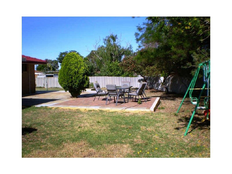 4 Mill Place, Armadale WA 6112