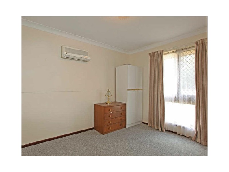 4 Ironcap Place, Armadale WA 6112