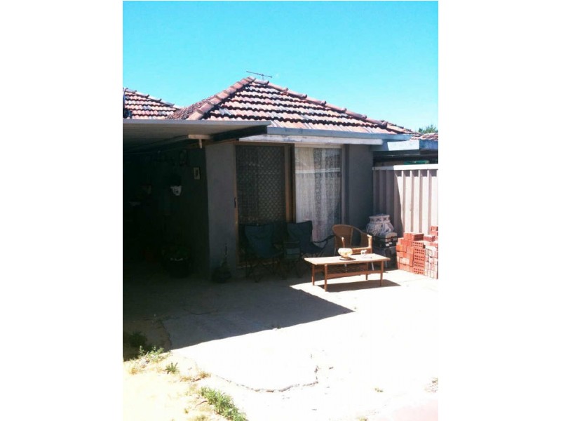 24 Devonshire Terrace, Armadale WA 6112