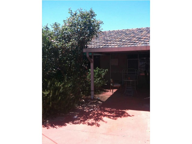 24 Devonshire Terrace, Armadale WA 6112