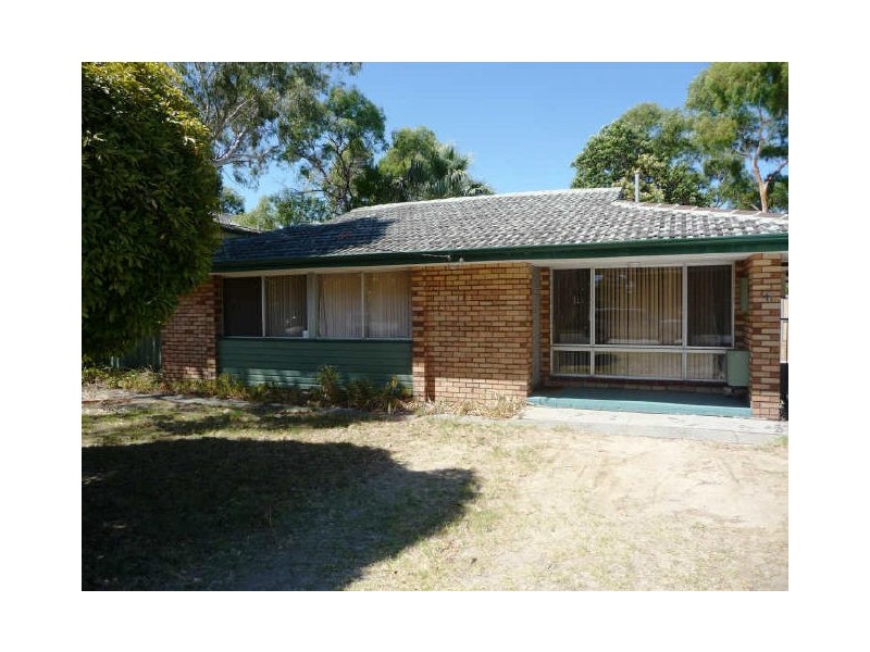 4 Elanora Road, Armadale WA 6112