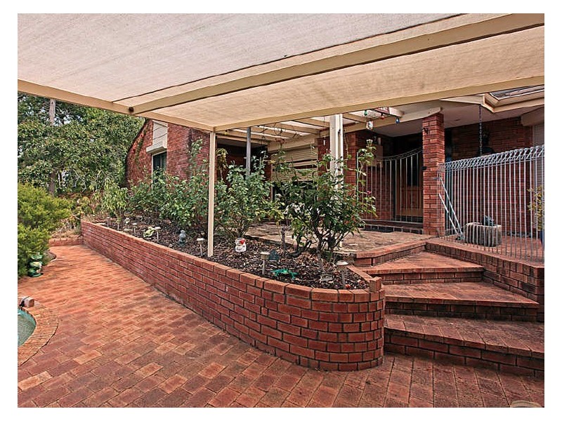 35 Michael Road, Roleystone WA 6111