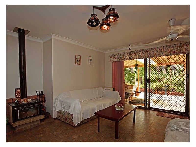 35 Michael Road, Roleystone WA 6111