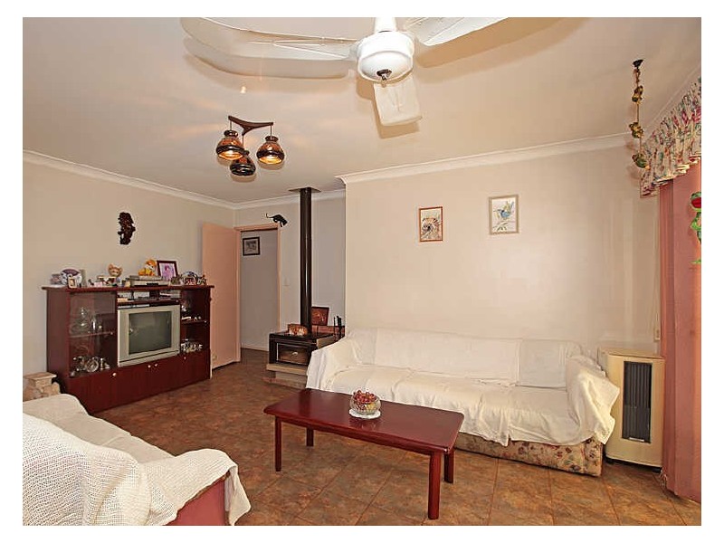 35 Michael Road, Roleystone WA 6111