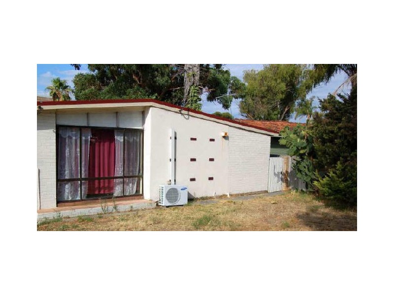 42 Corfield Street, Gosnells WA 6110