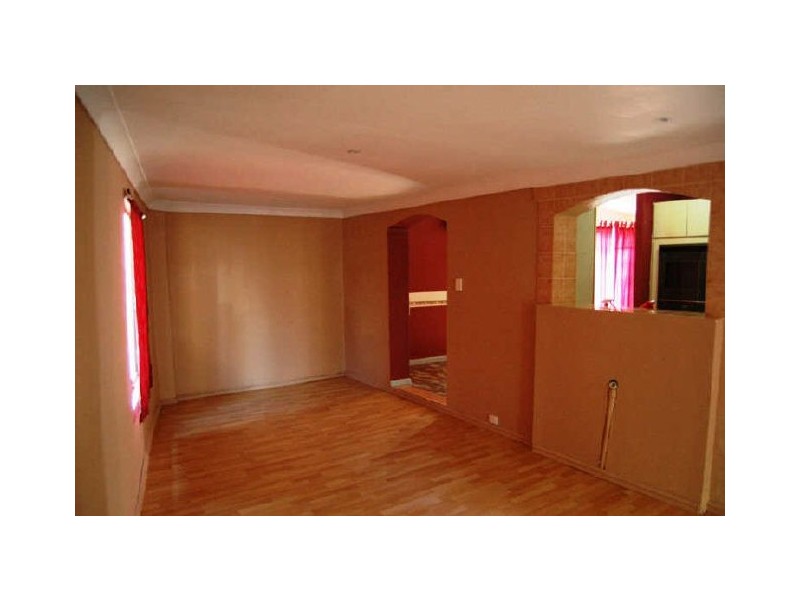 42 Corfield Street, Gosnells WA 6110