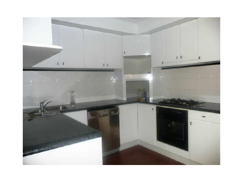 7/9 Manly Street, Cannington WA 6107