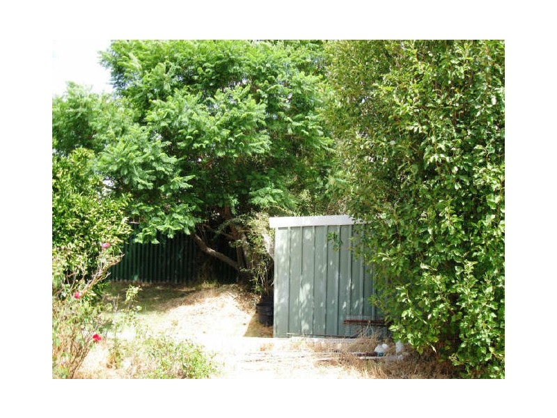 15 Wilcannia Way, Armadale WA 6112