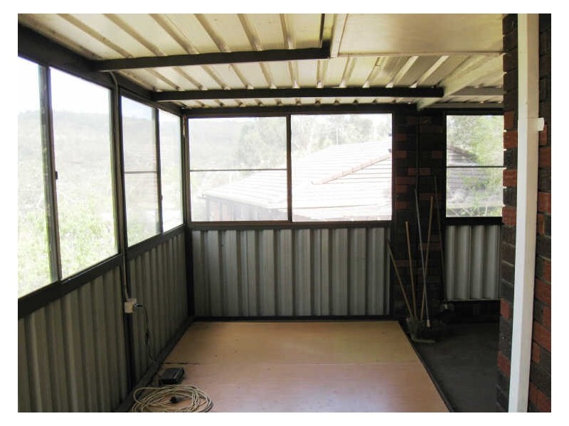 24 Barranduna Drive, Mount Nasura WA 6112