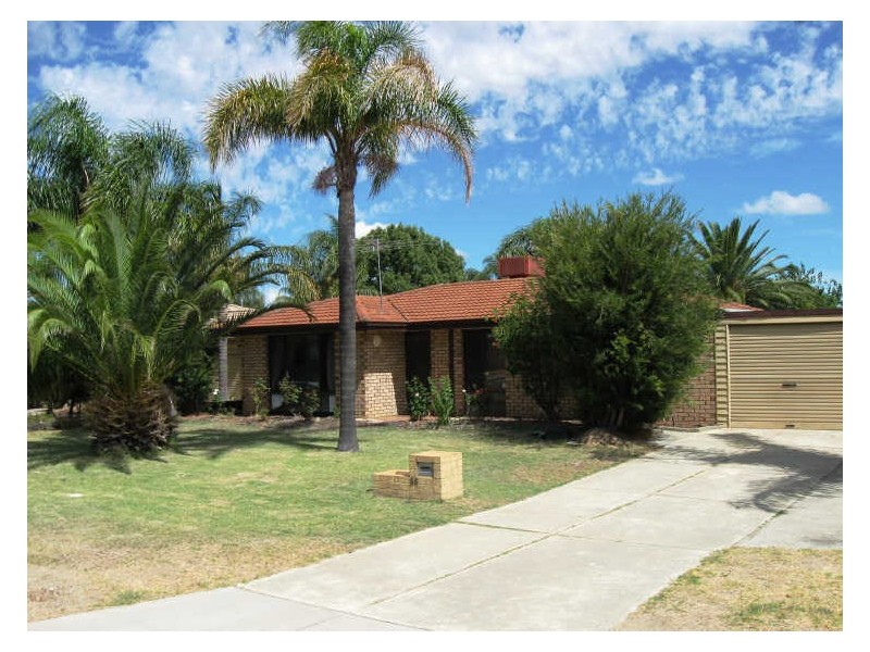 56 Seville Drive, Seville Grove WA 6112