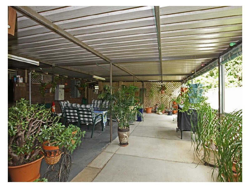 12 Girraween Street, Armadale WA 6112