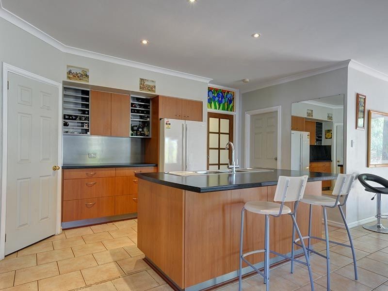 302 South Western Highway, Armadale WA 6112