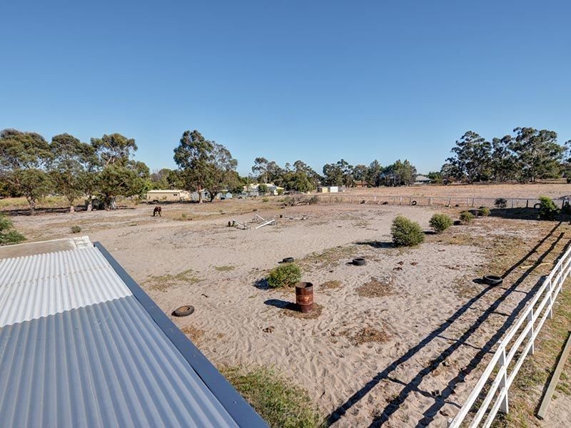 302 South Western Highway, Armadale WA 6112