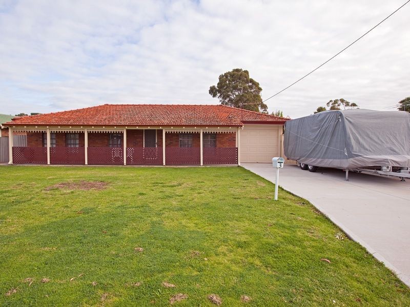 3 Burrowa Street, Armadale WA 6112