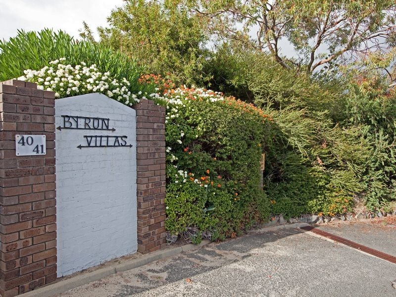 4/40 Lensham Place, Armadale WA 6112