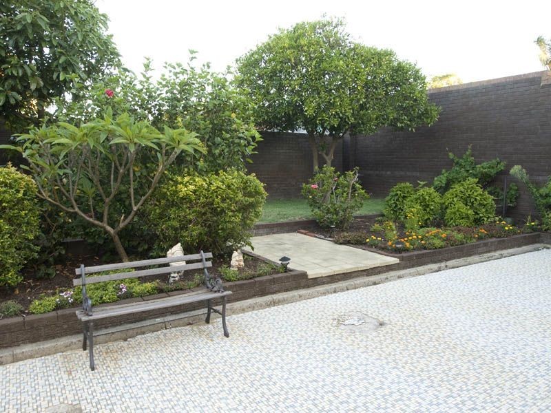 14 Opal Way, Mount Richon WA 6112