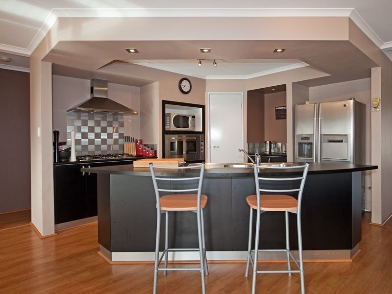 16 Cabra Avenue, Seville Grove WA 6112