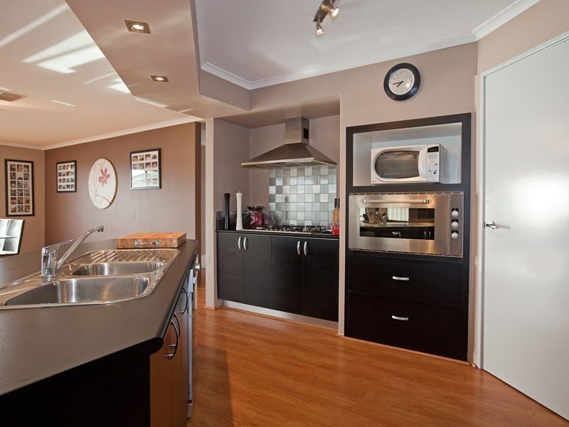 16 Cabra Avenue, Seville Grove WA 6112