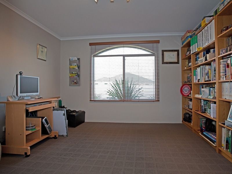 16 Cabra Avenue, Seville Grove WA 6112