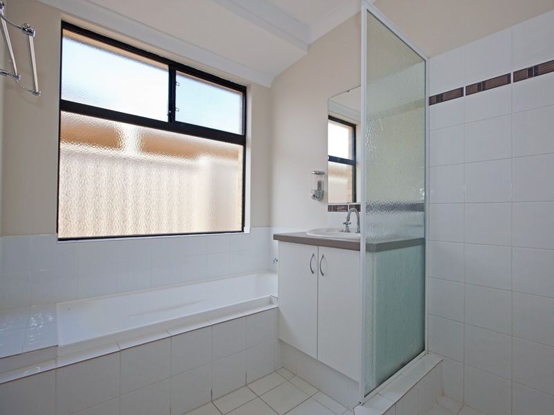 19 Jonquil Loop, Seville Grove WA 6112