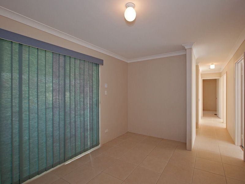 10 Grafham Road, Brookdale WA 6112