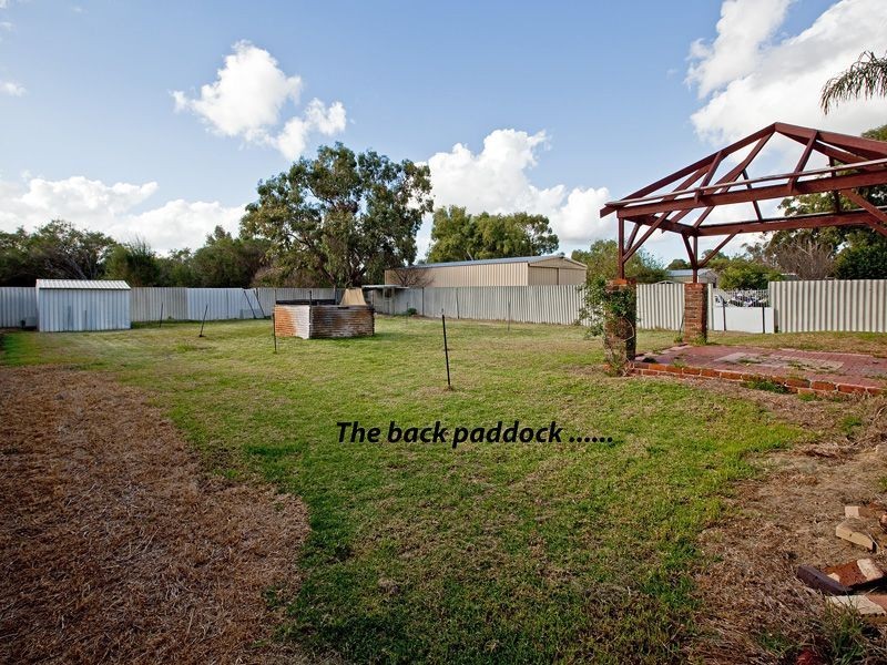 831 Armadale Road, Forrestdale WA 6112