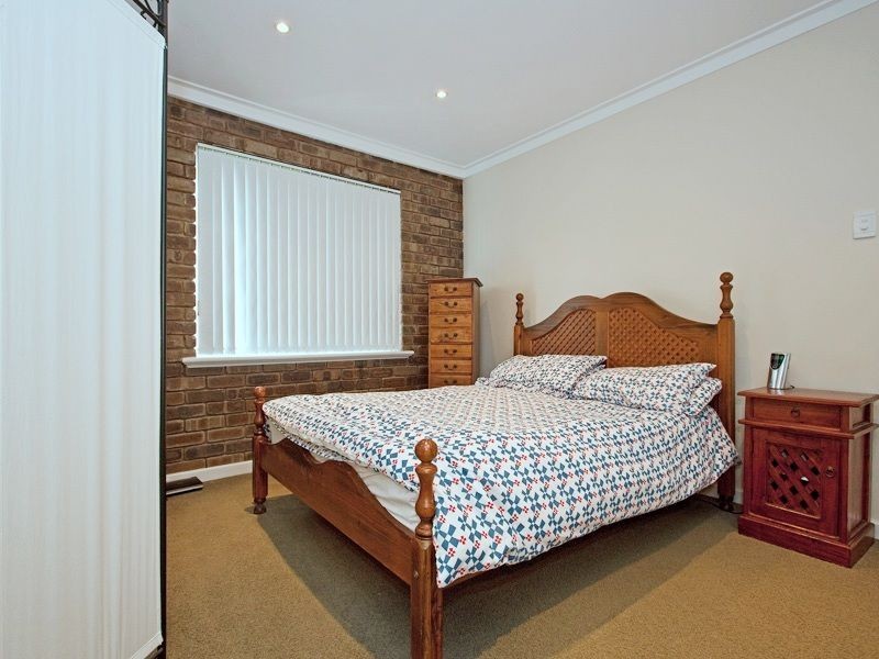 13 Adair Avenue, Mount Nasura WA 6112