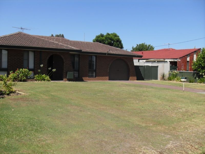 17 Paperbark Drive, Willetton WA 6155