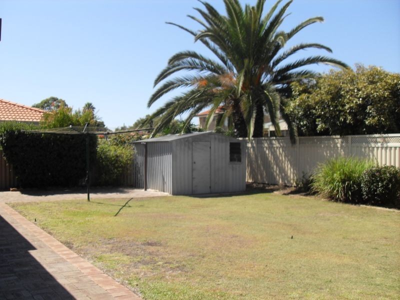 17 Paperbark Drive, Willetton WA 6155