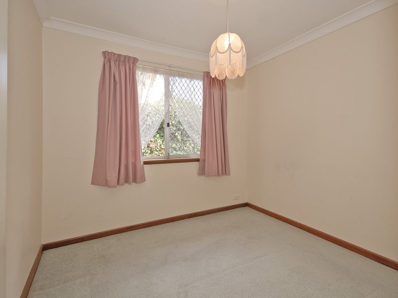 1/3 Netley Place, Armadale WA 6112