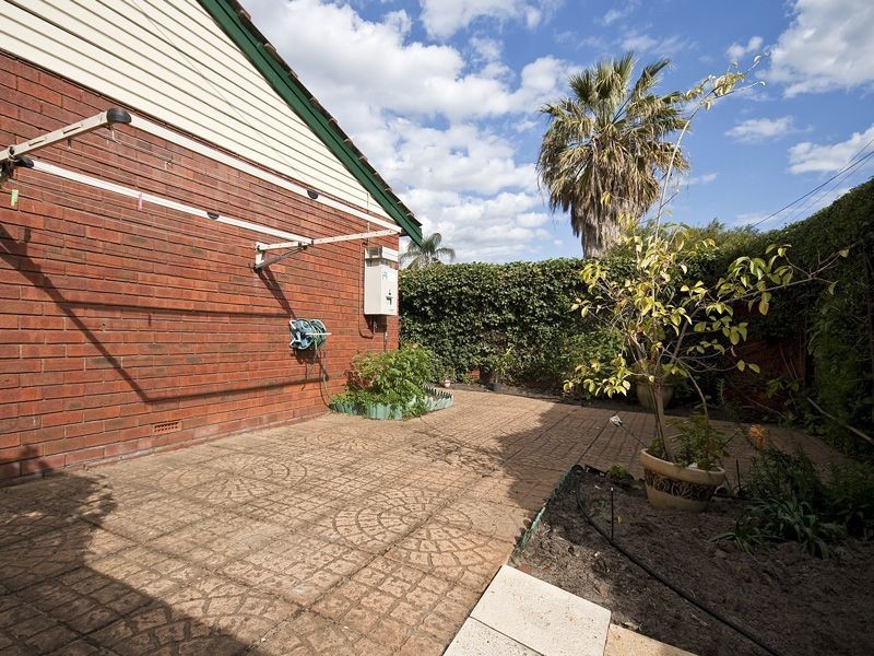 1/3 Netley Place, Armadale WA 6112