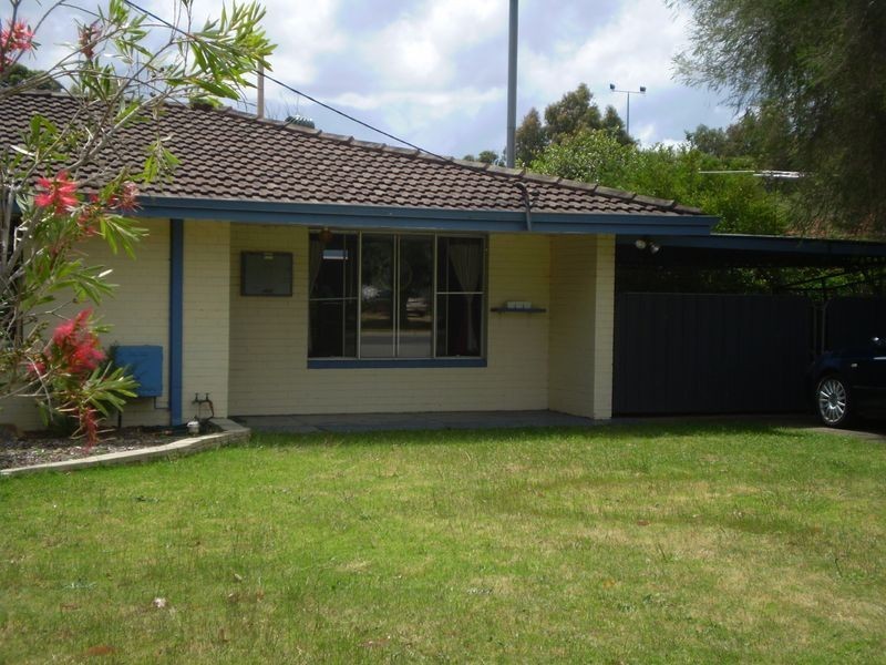 21 Bowden Place, Armadale WA 6112