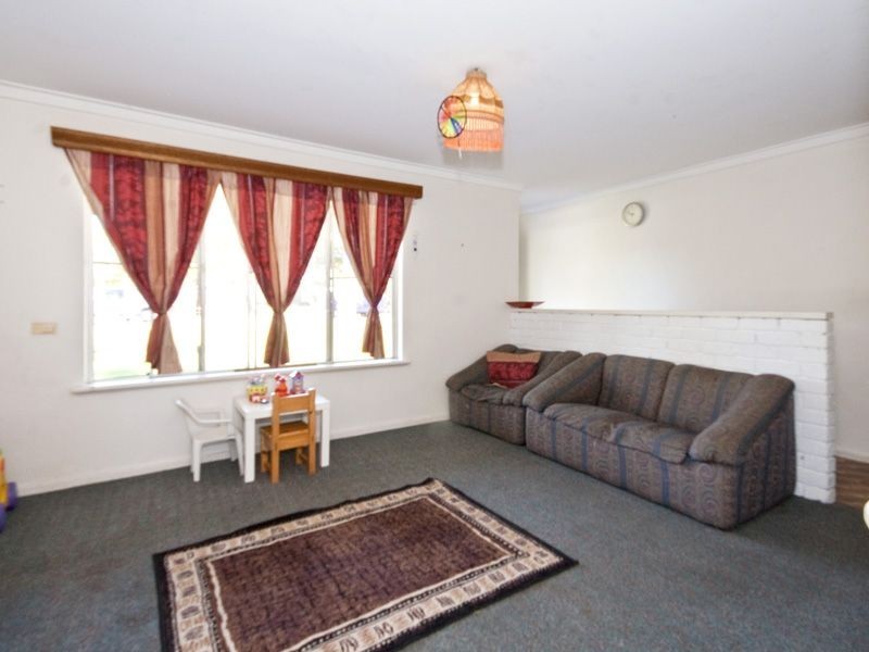 21 Bowden Place, Armadale WA 6112