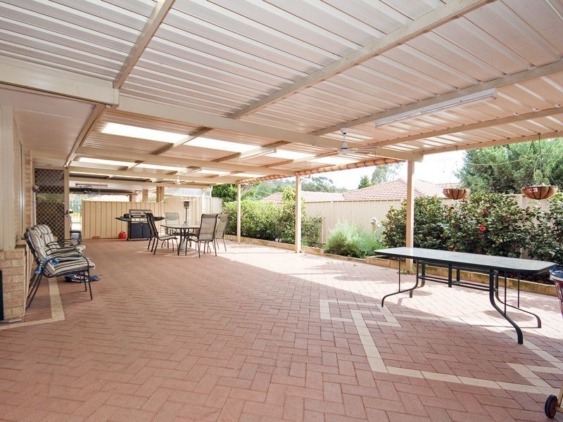 28 Hill Street, Kelmscott WA 6111