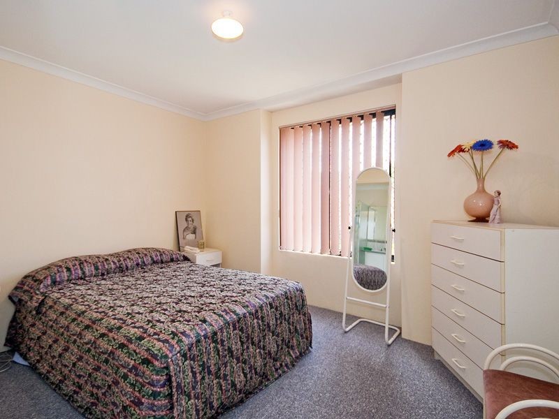 14 Higgs Court, Brookdale WA 6112