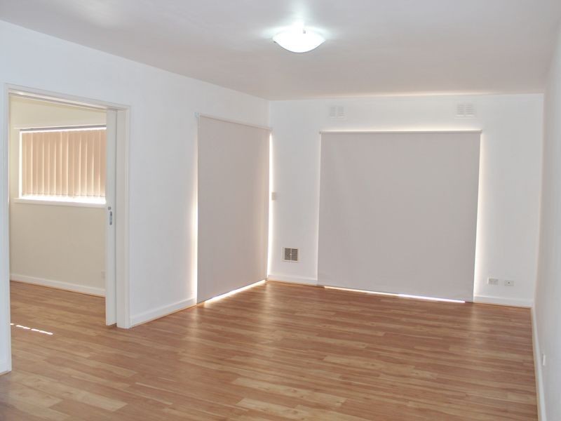 9/15 Friar John Way, Coolbellup WA 6163