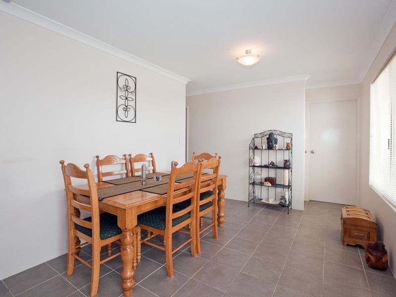 7/5 Cabra Avenue, Seville Grove WA 6112