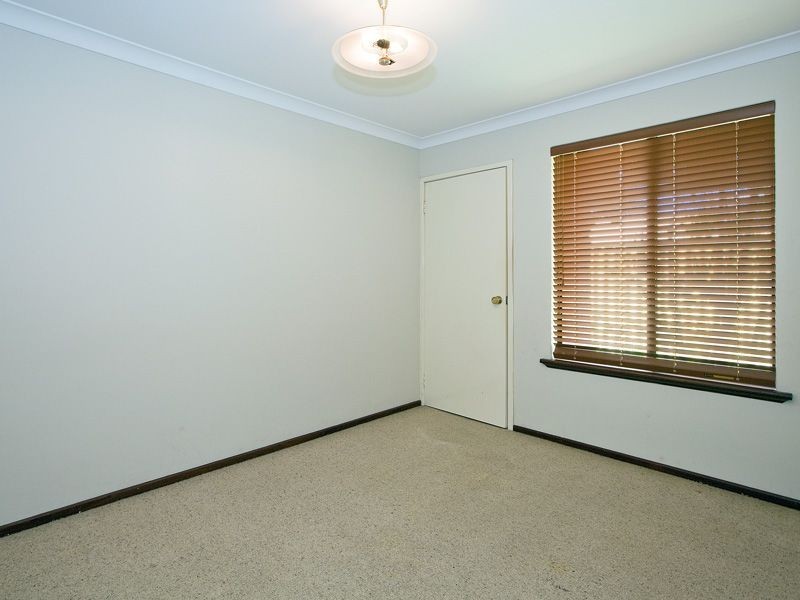 17 Avonlee Road, Armadale WA 6112