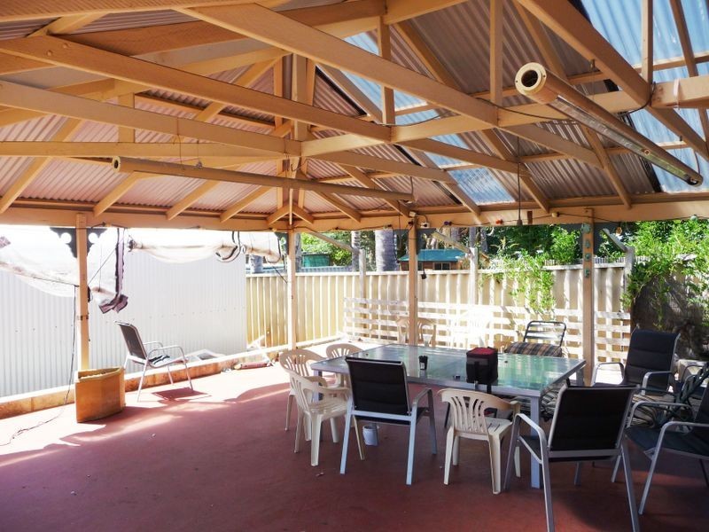 31 Silverhill Loop, Seville Grove WA 6112
