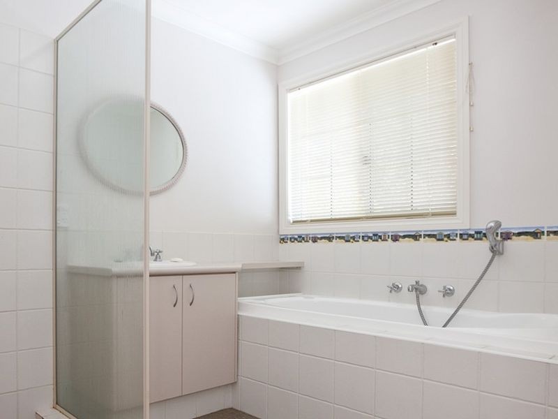 10 Bevis Court, Darling Downs WA 6122