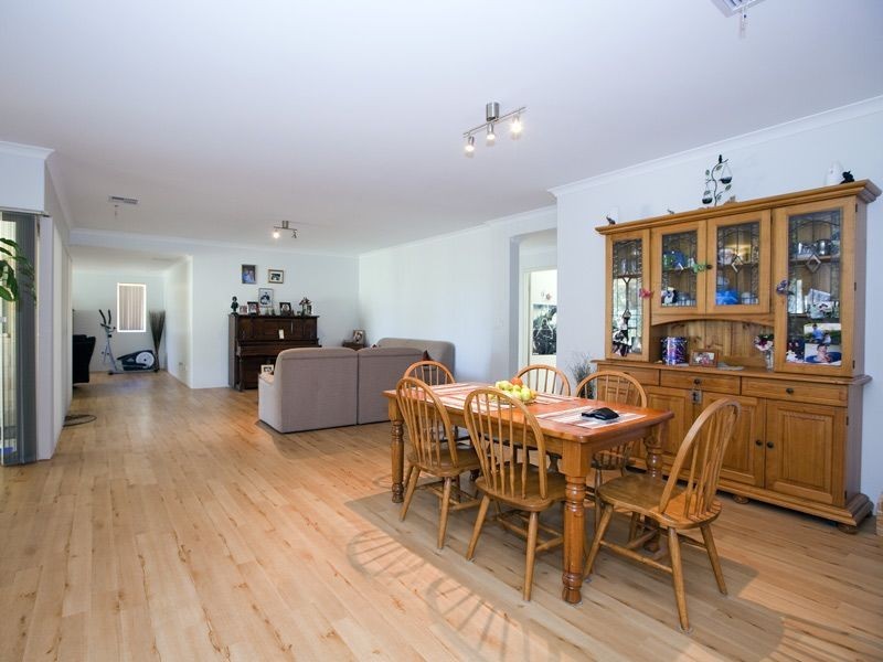 2 Vermillion Boulevard, Hilbert WA 6112